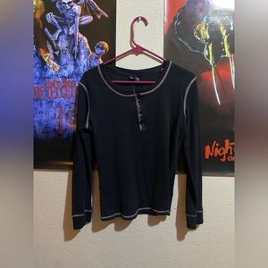 Simple black long sleeve w pink